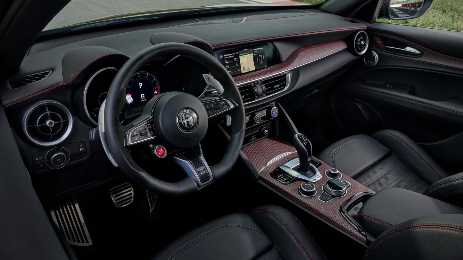 Οι νέες Alfa Romeo Giulia και Stelvio Quadrifoglio Super Sport είναι για λίγους